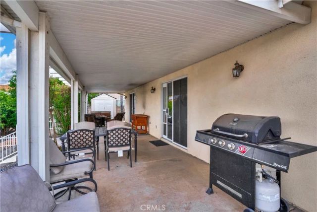 30446 S South Fork Drive, Canyon Lake, CA 92587