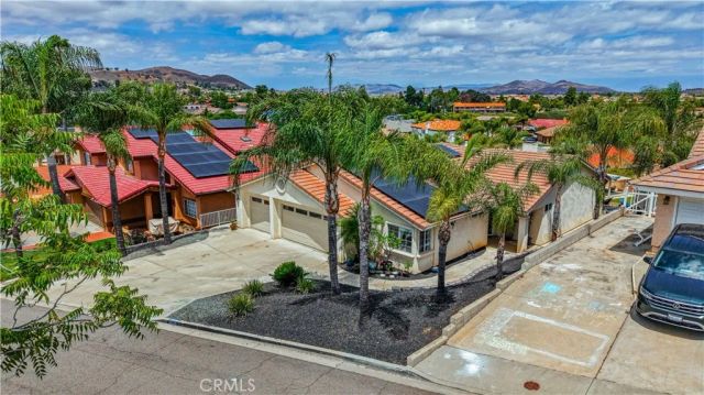 30446 S South Fork Drive, Canyon Lake, CA 92587
