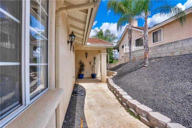 30446 S South Fork Drive, Canyon Lake, CA 92587