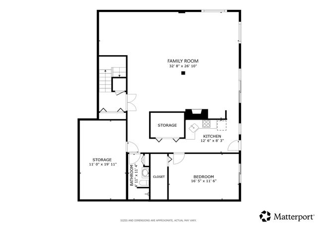 200 N Shore Drive, Oakwood Hills, IL 60013