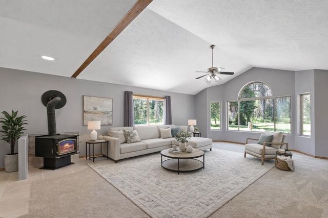 28310 N Short Rd, Deer Park, WA 99006