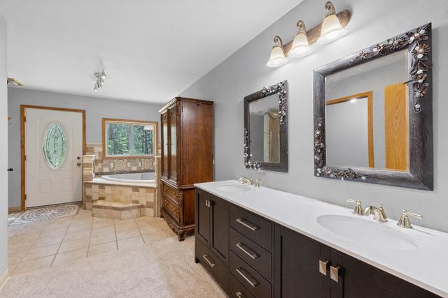 28310 N Short Rd, Deer Park, WA 99006