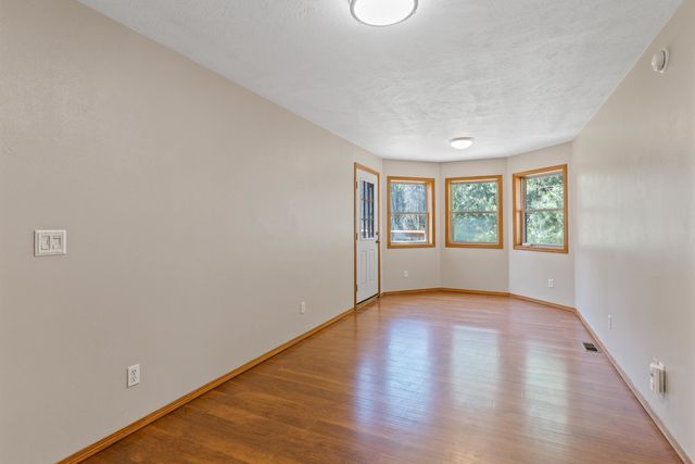 28310 N Short Rd, Deer Park, WA 99006