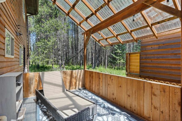 28310 N Short Rd, Deer Park, WA 99006