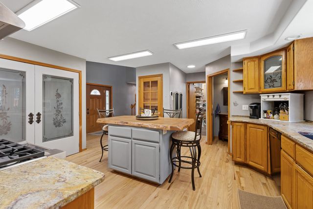 28310 N Short Rd, Deer Park, WA 99006