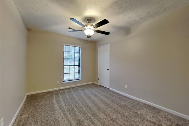 2444 Mistletoe Lane, Snellville, GA 30039