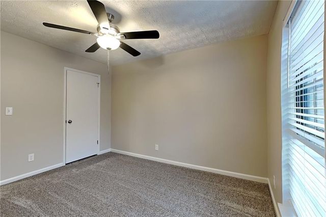 2444 Mistletoe Lane, Snellville, GA 30039