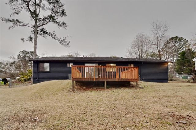 2444 Mistletoe Lane, Snellville, GA 30039