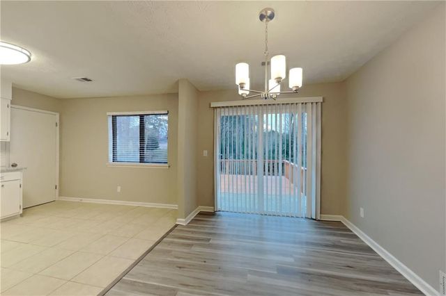 2444 Mistletoe Lane, Snellville, GA 30039