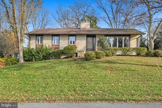 2295 ALBERN BLVD, Lancaster, PA 17601