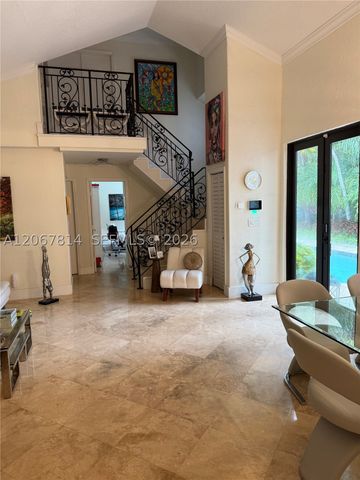 15158 NW 89th Ave, Miami Lakes, FL 33018