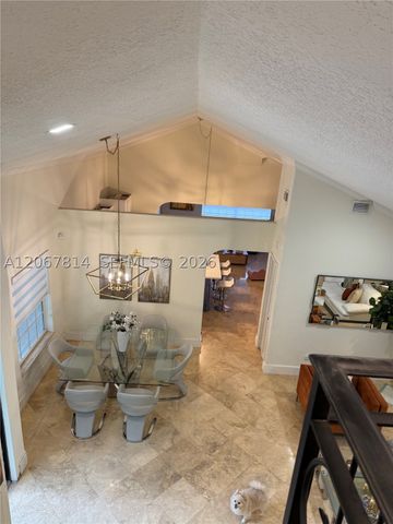 15158 NW 89th Ave, Miami Lakes, FL 33018