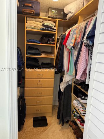15158 NW 89th Ave, Miami Lakes, FL 33018