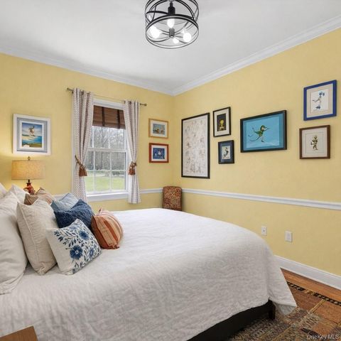 7 Deangelis Drive, Monroe, NY 10950