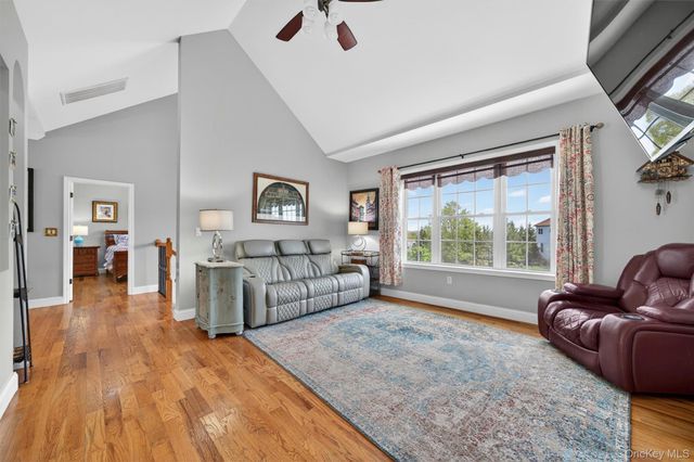7 Deangelis Drive, Monroe, NY 10950