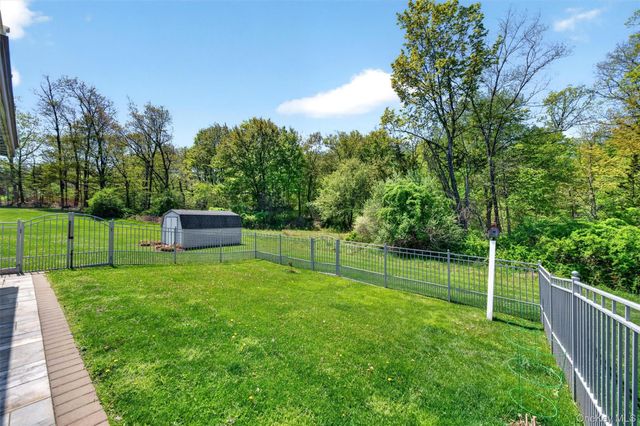 7 Deangelis Drive, Monroe, NY 10950