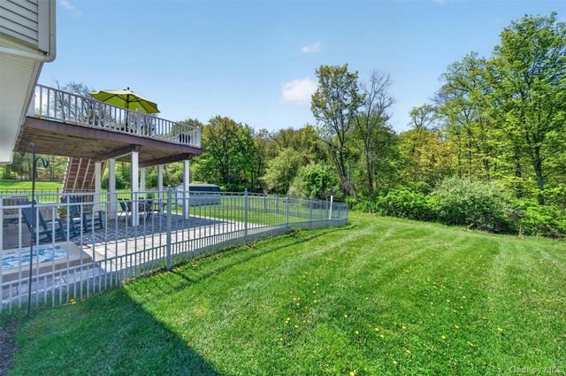 7 Deangelis Drive, Monroe, NY 10950