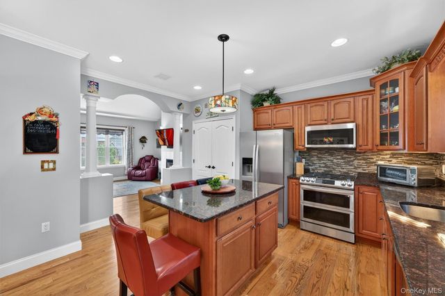 7 Deangelis Drive, Monroe, NY 10950