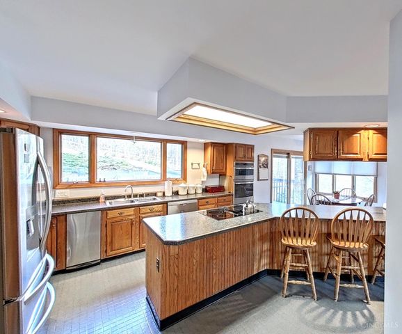 8410 Toddcreek Circle, West Chester, OH 45069