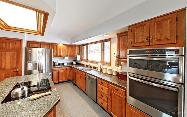 8410 Toddcreek Circle, West Chester, OH 45069