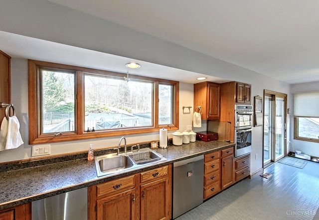 8410 Toddcreek Circle, West Chester, OH 45069