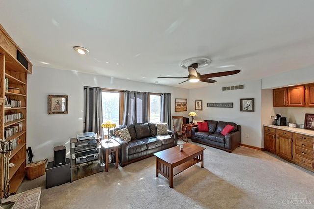 8410 Toddcreek Circle, West Chester, OH 45069