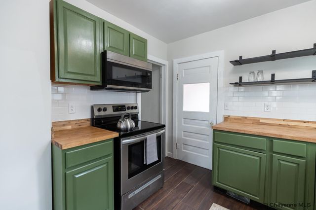 605 E 23RD ST, Cheyenne, WY 82001