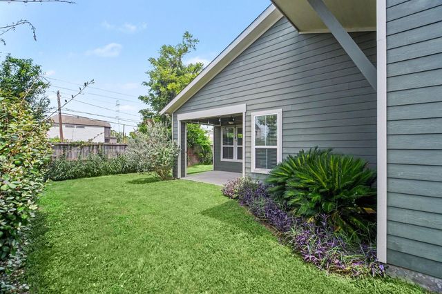 3413 Omega Street, Houston, TX 77022