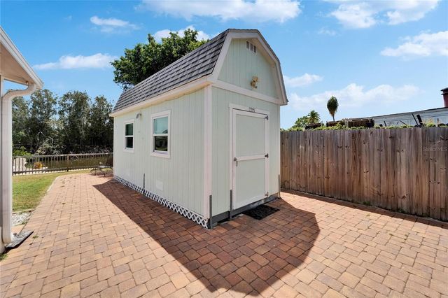 8702 DRIFTWOOD DRIVE, Tampa, FL 33615