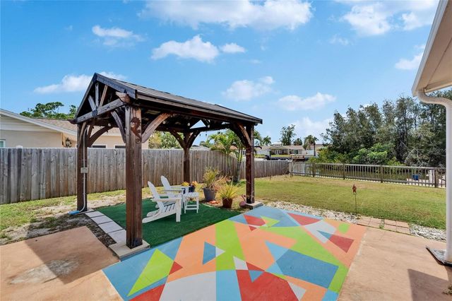 8702 DRIFTWOOD DRIVE, Tampa, FL 33615