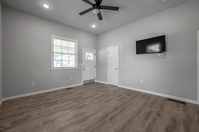 750 Maple Avenue, Lexington, KY 40508