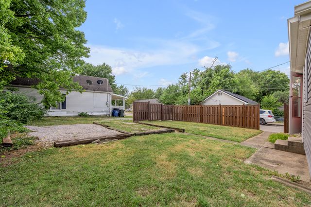 750 Maple Avenue, Lexington, KY 40508