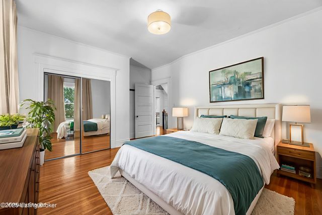 1844 Edgeland Ave, Louisville, KY 40204