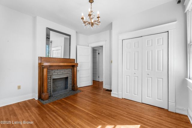 1844 Edgeland Ave, Louisville, KY 40204