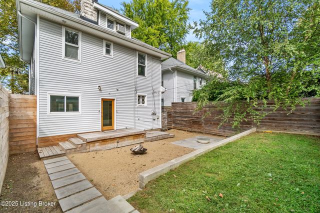 1844 Edgeland Ave, Louisville, KY 40204