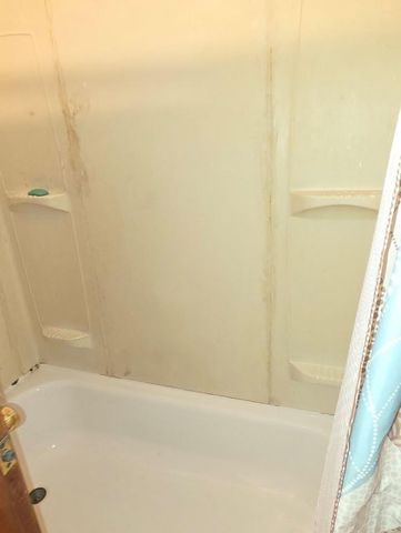 6906 Bethune Drive, Houston, TX 77091