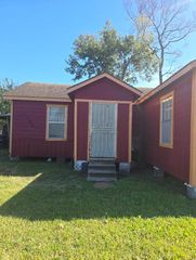 6906 Bethune Drive, Houston, TX 77091