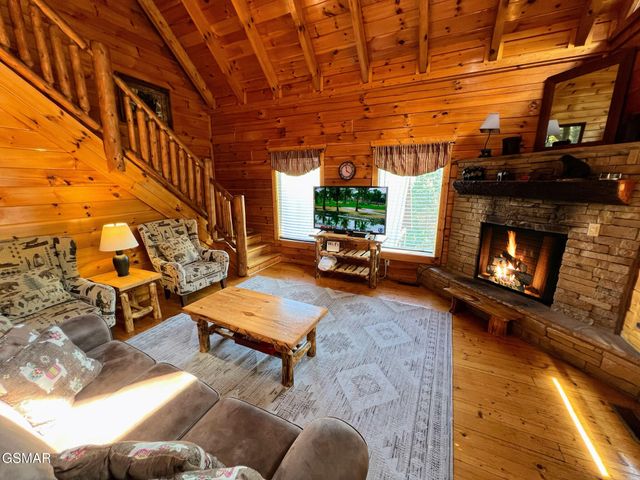 2251 Upper Middle Creek Road, Sevierville, TN 37876