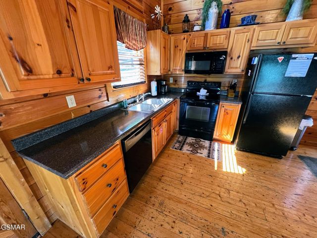 2251 Upper Middle Creek Road, Sevierville, TN 37876