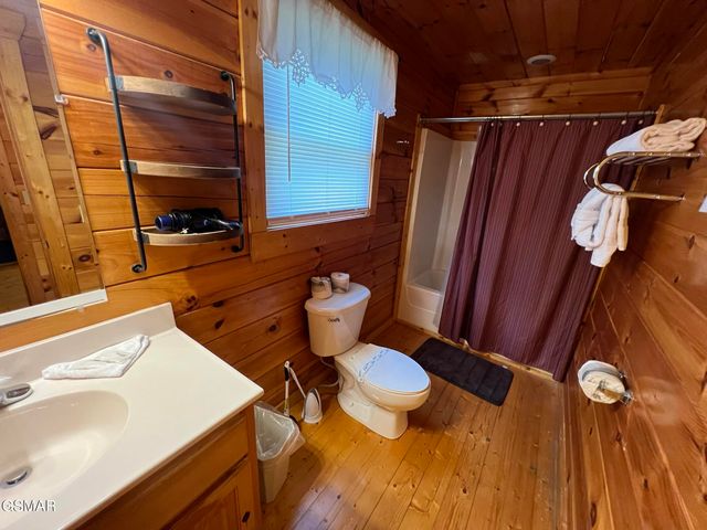 2251 Upper Middle Creek Road, Sevierville, TN 37876