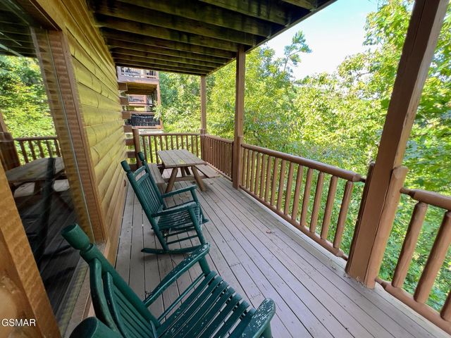 2251 Upper Middle Creek Road, Sevierville, TN 37876
