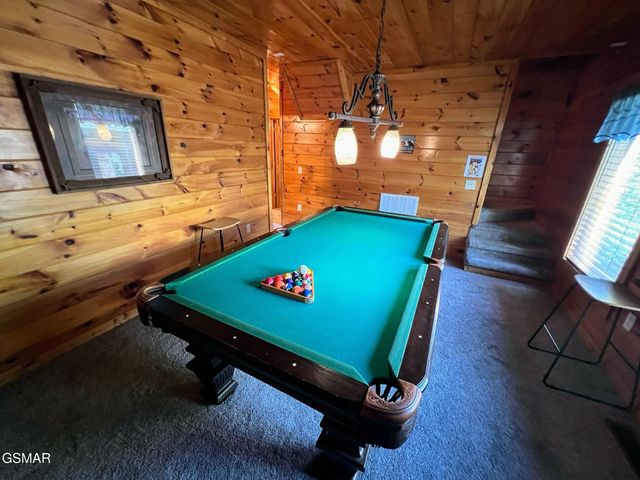 2251 Upper Middle Creek Road, Sevierville, TN 37876