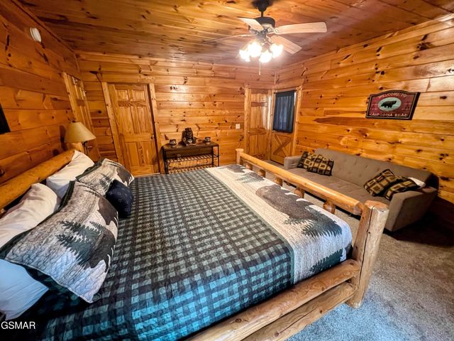 2251 Upper Middle Creek Road, Sevierville, TN 37876