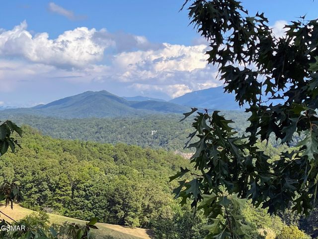 2251 Upper Middle Creek Road, Sevierville, TN 37876