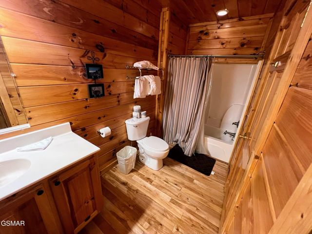 2251 Upper Middle Creek Road, Sevierville, TN 37876