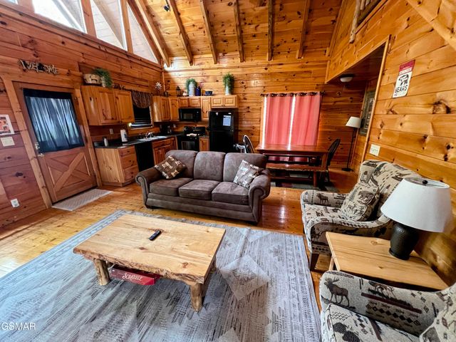 2251 Upper Middle Creek Road, Sevierville, TN 37876