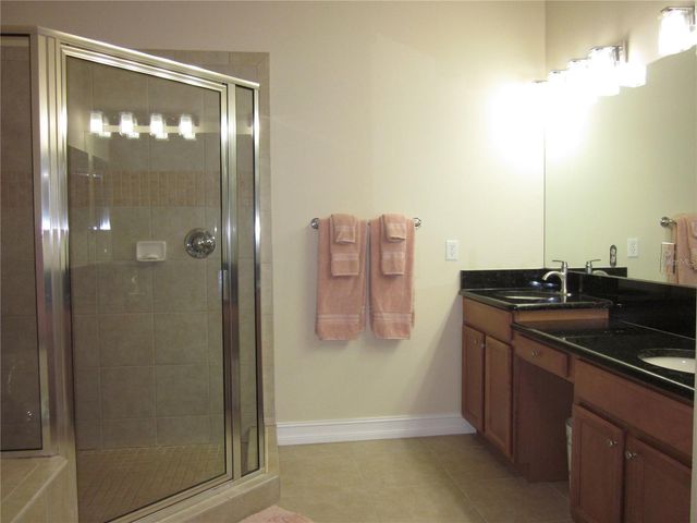 4015 COURTSIDE WAY, Tampa, FL 33618