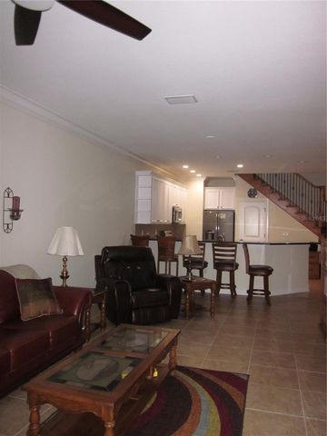 4015 COURTSIDE WAY, Tampa, FL 33618