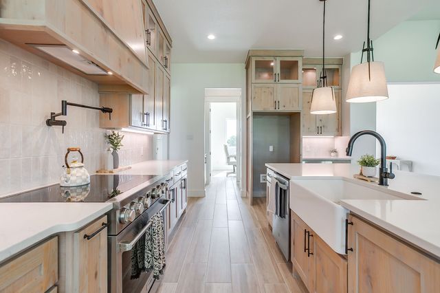1038 Deer Island Court, Azle, TX 76020