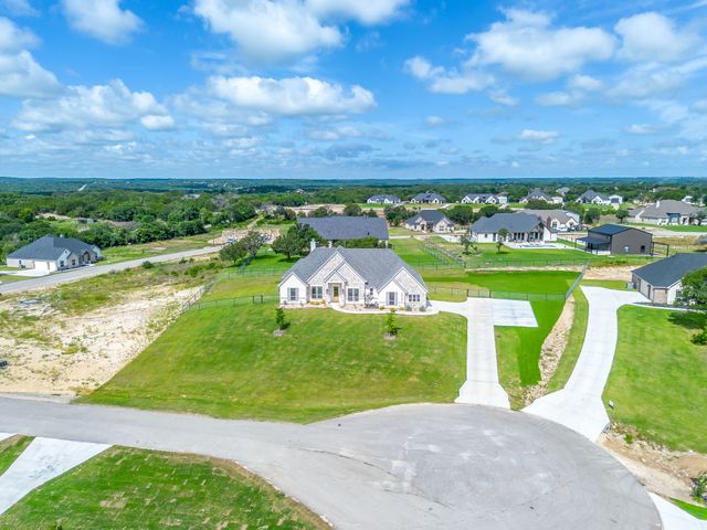 1038 Deer Island Court, Azle, TX 76020